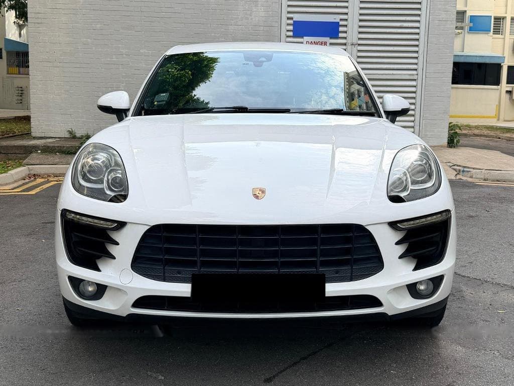 Porsche Macan Diesel S 3.0A PDK (New 10-yr COE), photo 1 of 9
